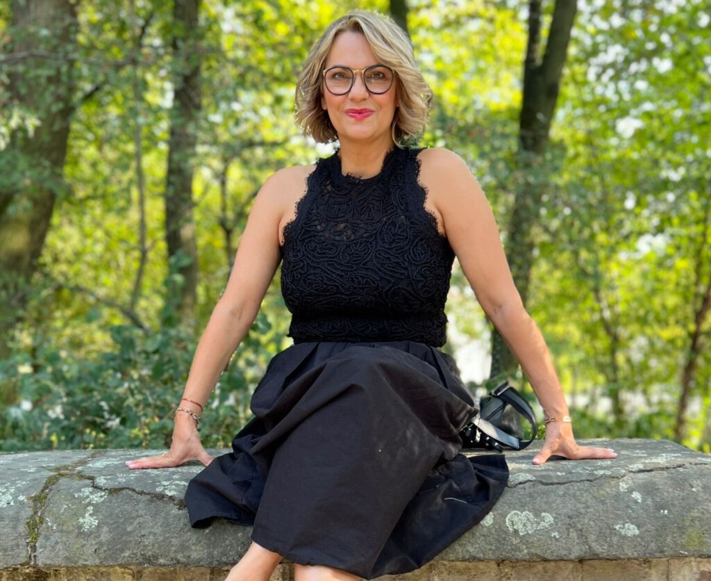 Melania Martinez, Image-Beraterin.